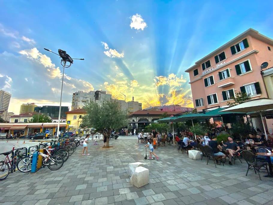 City Centre Big Art'Partment Heart Of The Capital Tirana Extérieur photo