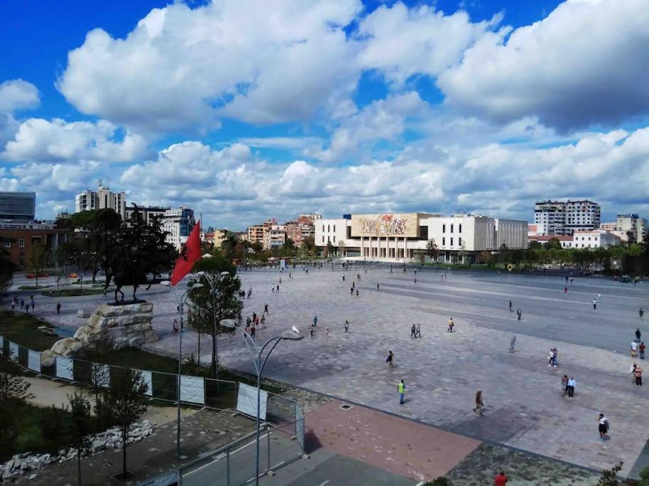 City Centre Big Art'Partment Heart Of The Capital Tirana Extérieur photo